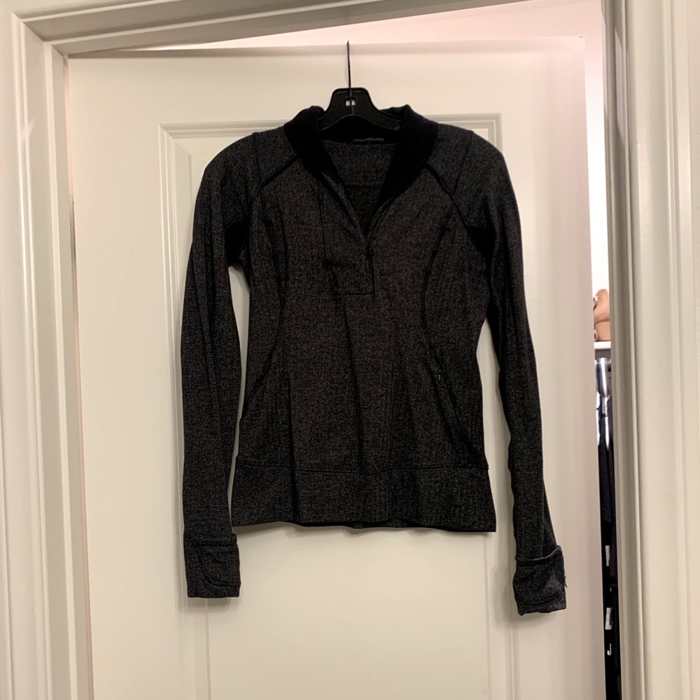 LULULEMON Dark Grey Knit Sweater Size 2